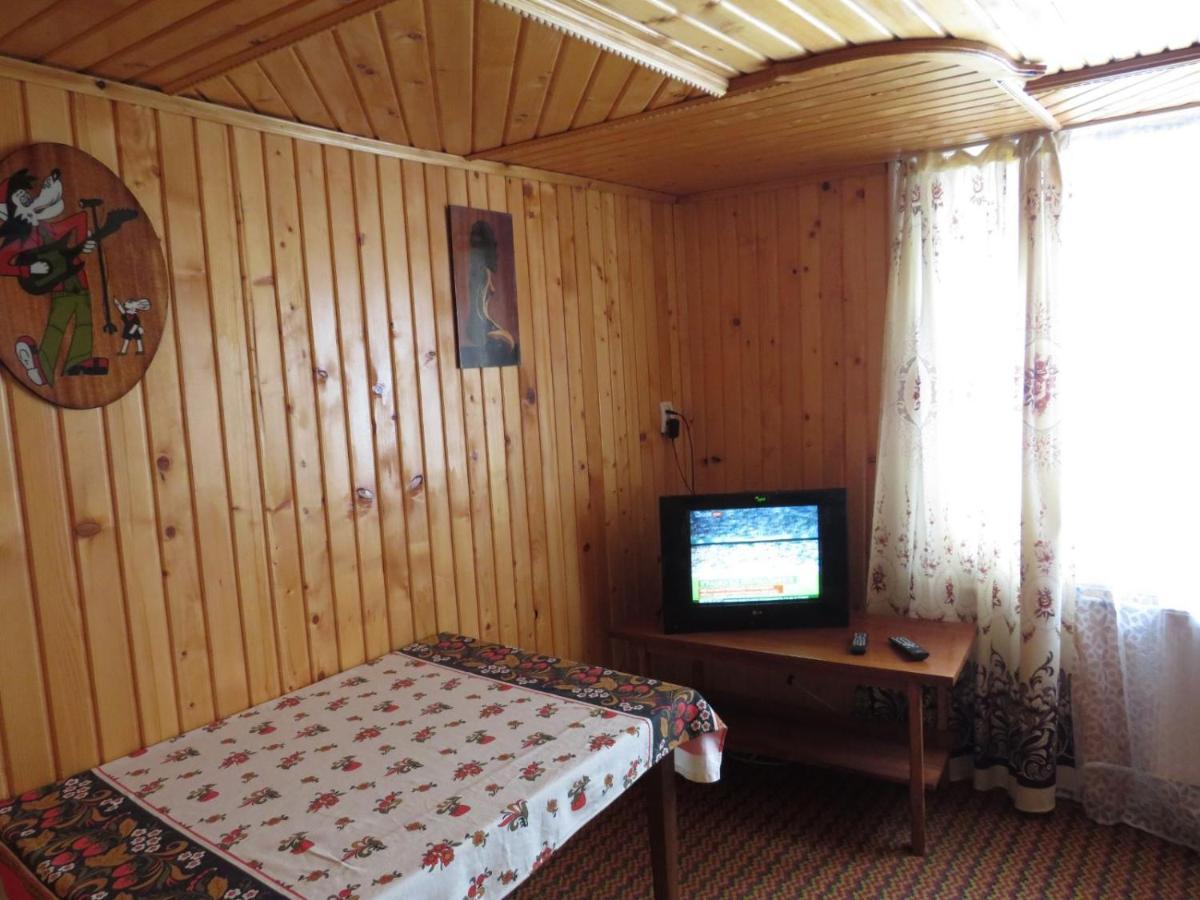Holiday Home Tihiy Dvor Mykulychyn Esterno foto
